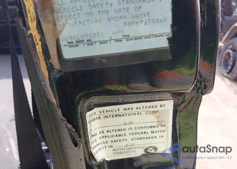 1977 Ford Bronco из США, поврежденный, VIN U15GL091251